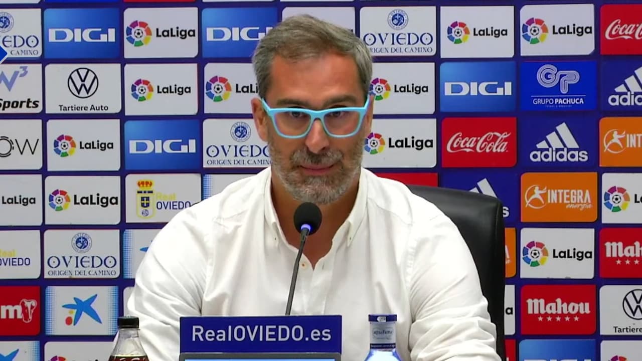 Entrenador del Oviedo elogia a Marcelo Flores a pesar de la derrota