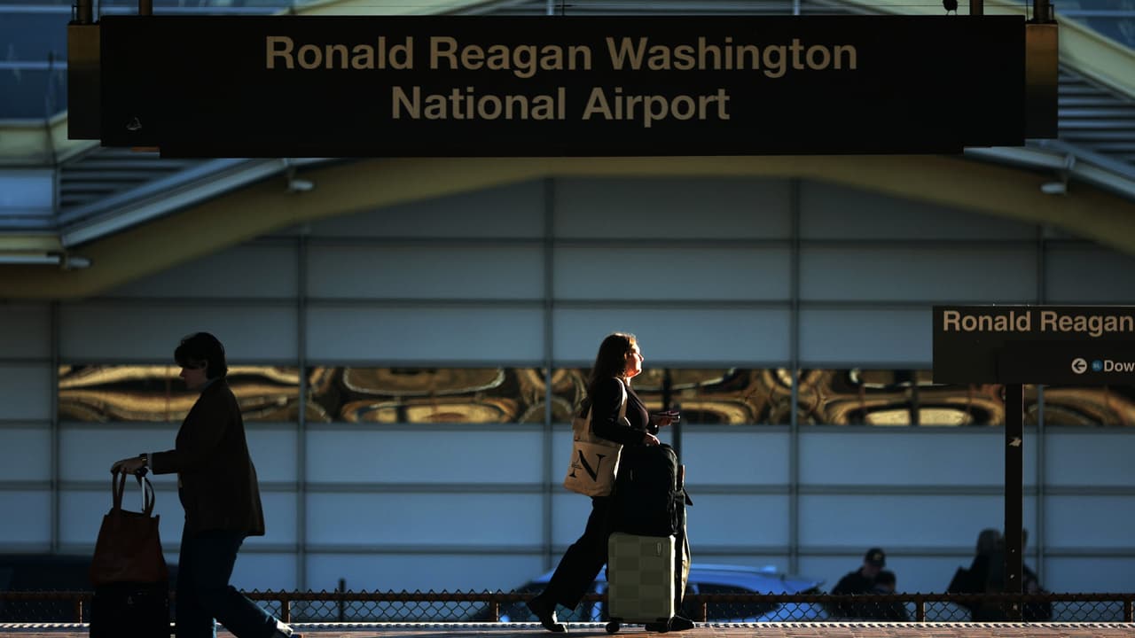 Aeropuertos del DMV entre los afectados por reducción de la FAA; lo que debes saber