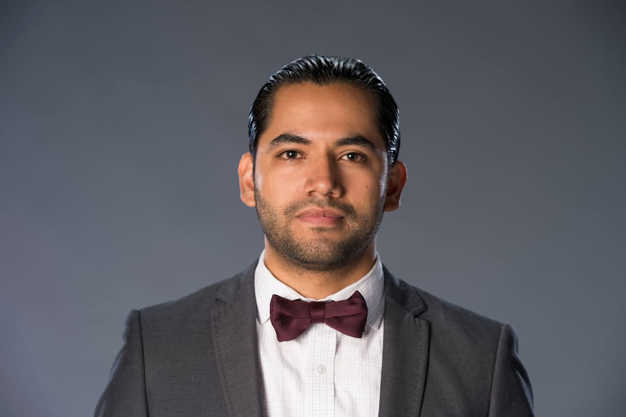 Alonso García tiene 31 años, nació en Chicago, pero vivió en México cuatro años desde el 2011 persiguiendo su sueño por ser cantante.