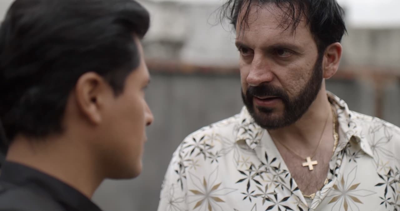 ‘El Cano’ le dio un minuto para hacerlo. Apresurado, Arturo le exigió a su hermano, ‘El Arriero’ que liberara al primo de ‘El Cano’ y lo reprendió por la acción. ‘El Arriero’ lo soltó en una plaza pública.