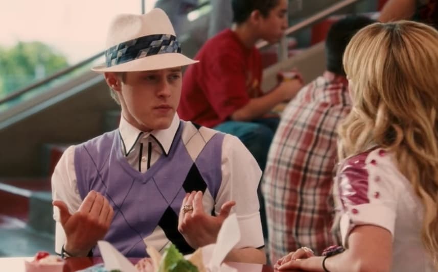 <b>Lucas Grabeel </b>
<br>Antes de tomar el rol de Ryan Evans en 'High School Musical', el actor de Missouri estuvo en 'Halloweentown High' (2004), película que también es de Disney.
<br>