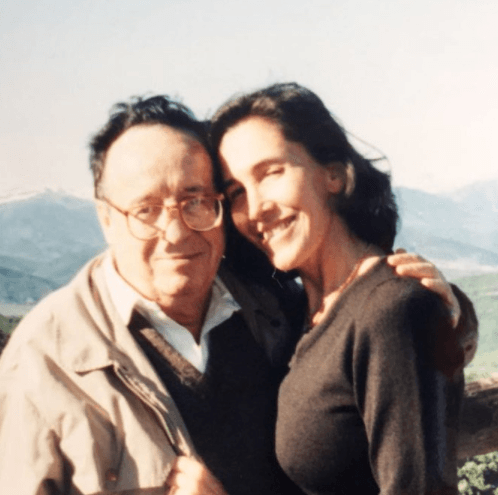 Tiempo atrás, Florinda Meza compartió esta tierna instantánea junto al texto: “Hay un tiempo para sembrar y otro para cosechar. Un tiempo para reír y otro para llorar. Pero siempre, siempre, es tiempo para amar”. 
<br>