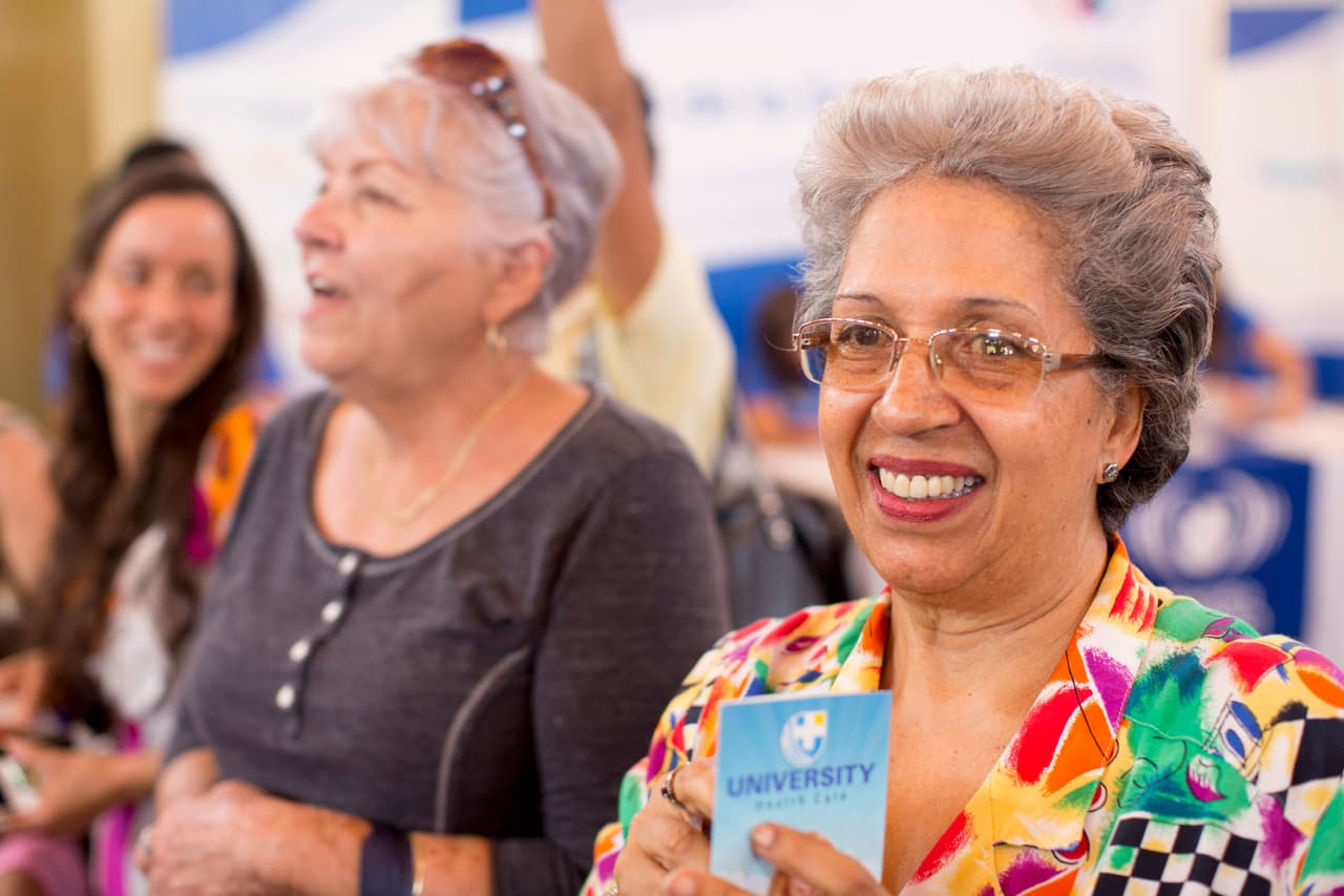 Miladis García es originaria de República Dominicana y vive en North East. Cree que la feria es muy conveniente porque tiene mucha información. “En el área en la que vivimos no hay actividades comunitarias como esta, y hay muchas personas que no manejan estos conocimientos”.