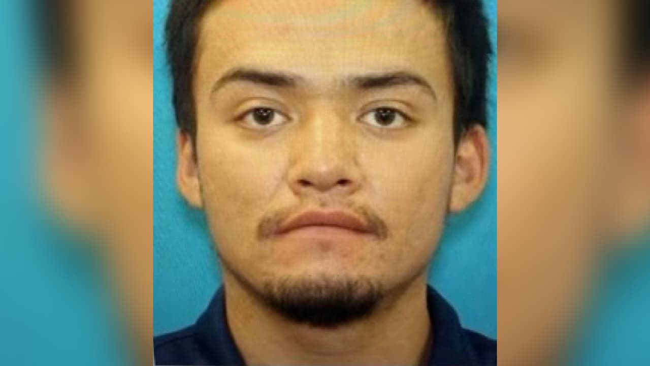 El principal sospechoso del asesinato de la joven originaria Chiapas, México, es Miguel Ángel Gallegos, de 23 años, quien intentó huir. El viernes 8 de julio fue capturado cuando trataba de cruzar la frontera de México.
<br>