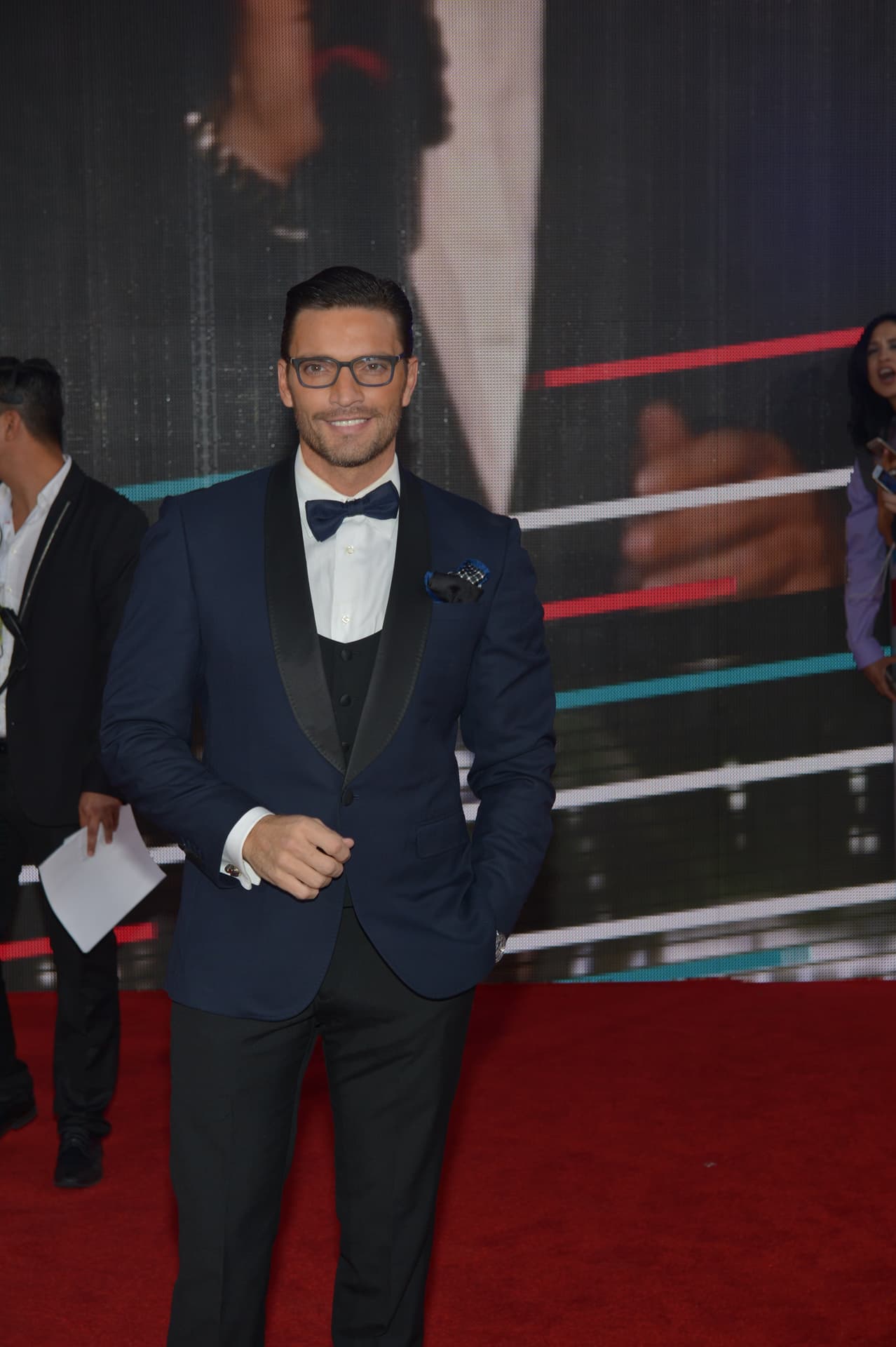 ¡Qué porte, señor Gil!