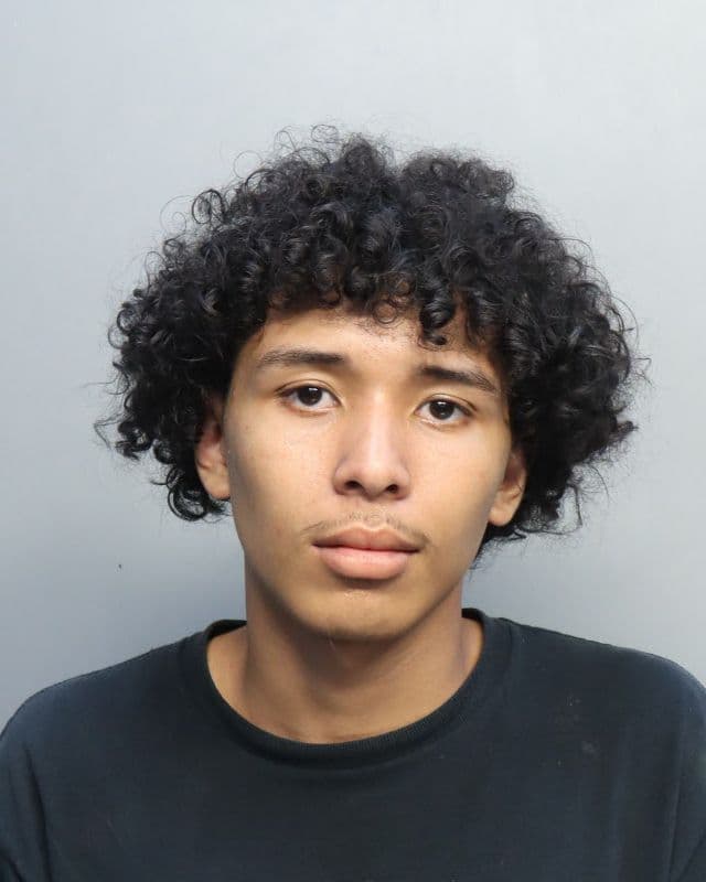 Juan Ponce Zelaya, de 18 años.