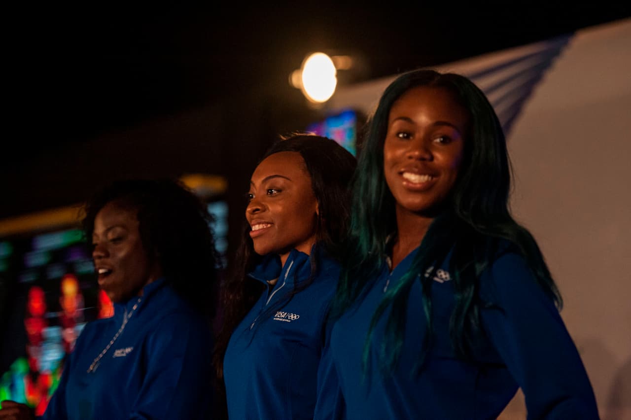 Hace un año comenzó la preparación del equipo con las atletas Seun Adigun, Ngozi Onwumere y Akuoma Omeoga, todas con raíces norteamericanas.