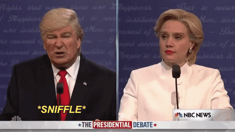 <b><a href="http://www.univision.com/estilo-de-vida/trending/las-5-punzantes-criticas-con-las-que-saturday-night-live-parodio-el-ultimo-debate-presidencial">En las parodias de Saturday Night Live </a></b>un gesto fue capturado y llevado a su máxima expresión. El respiro sonoro y resoplón de Donald Trump durante todos los debates.