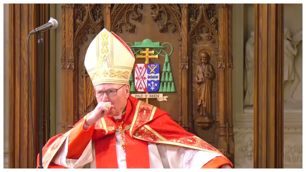 Despiden y cantan 'feliz cumpleaños' al arzobispo saliente de NY, Timothy Dolan