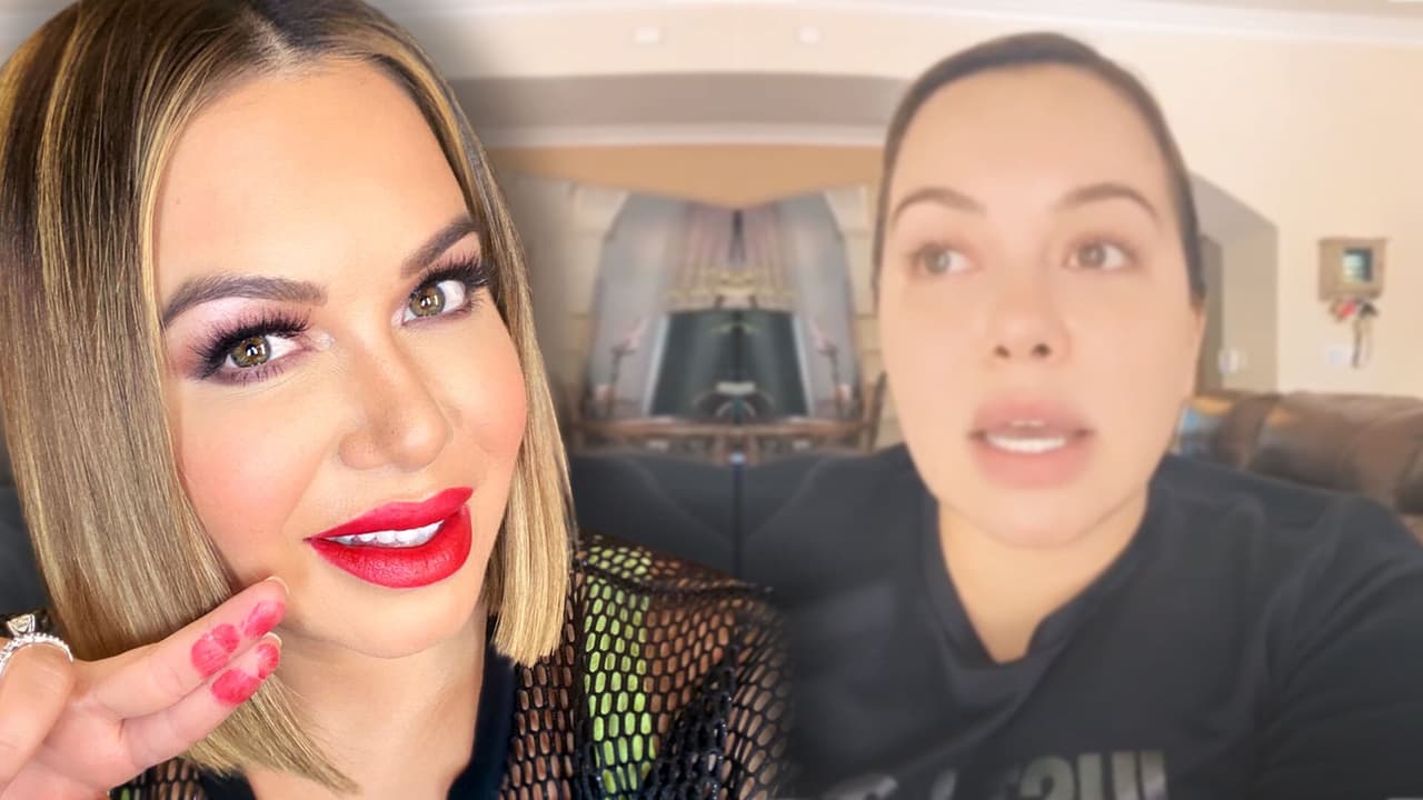 Para julio de 2017, tres meses después de dar a conocer su noviazgo, la hija de Jenni Rivera dijo que 
<b><a href="https://www.univision.com/especiales/premios-juventud/chiquis-rivera-y-lorenzo-mendez-rompen-su-relacion" target="_blank">ella y Lorenzo se estaban "tomando un tiempo"</a>. </b>La cantante aclaró: "No hubo nada malo, nadie falló ni él fue infiel ni nada de eso".