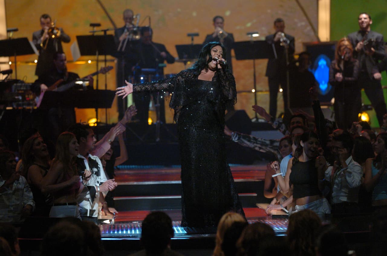 El escenario de Premio Lo Nuestro se desbordó sensualidad cuando La India cantó 'Sedúceme'. La puertorriqueña estuvo nominada esa noche en la categoría Trópical a Mejor Artista Femenina y Mejor Interpretación Salsa.