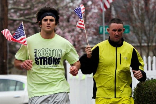 El Departamento de Justicia negó temporalmente a Dzhokar los derechos básicos, como el de un abogado o no declarar en su contra, debido a que las leyes antiterroristas permiten excepciones para evitar nuevas amenazas contra la seguridad nacional.
