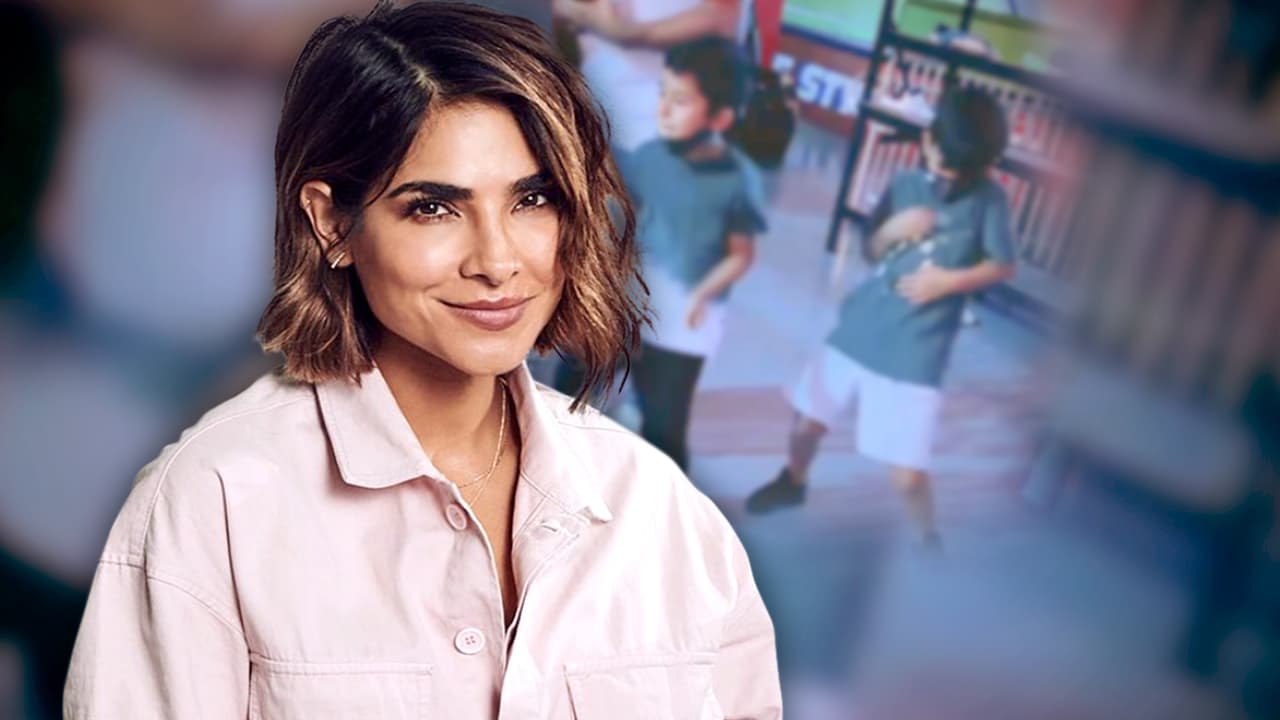 "Para mí, 
<b><a href="https://siempremujer.com/celebridades/alejandra-espinoza-y-damaris-jimenez-el-poder-de-las-hermanas-portada-digital/97847/" target="_blank">mi prioridad número uno siempre va a ser mi esposo, mi hijo </a></b>y mi familia", dijo a la revista Siempre Mujer en una entrevista publicada el 14 de mayo para su portada digital.
<br>