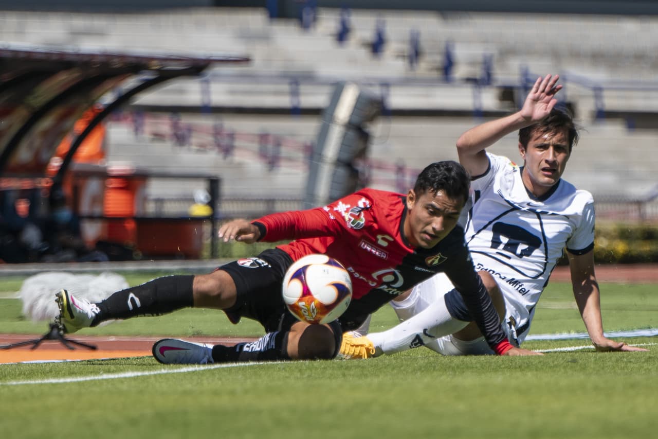 Se va sin goles el partido entre Pumas de la UNAM y Atlas, durante la Jornada 4 en el Estadio Olímpico Universitario. Atlas jugará contra Santos y Pumas se medirá ante Monterrey el próximo sábado en el Torneo Guard1anes 2021.