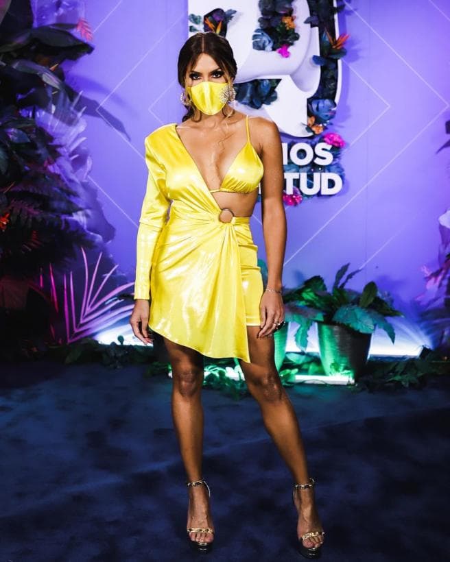 Francisca Lachapel tuvo una exitosa noche como 'host' principal de Premios Juventud. Como era de esperarse, con su carisma y estilo triunfó en la gran fiesta del verano. A continuación, te contamos todo sobre los cinco looks con los que sorprendió en la pemiación del pasado jueves 13 de agosto. 
<br>