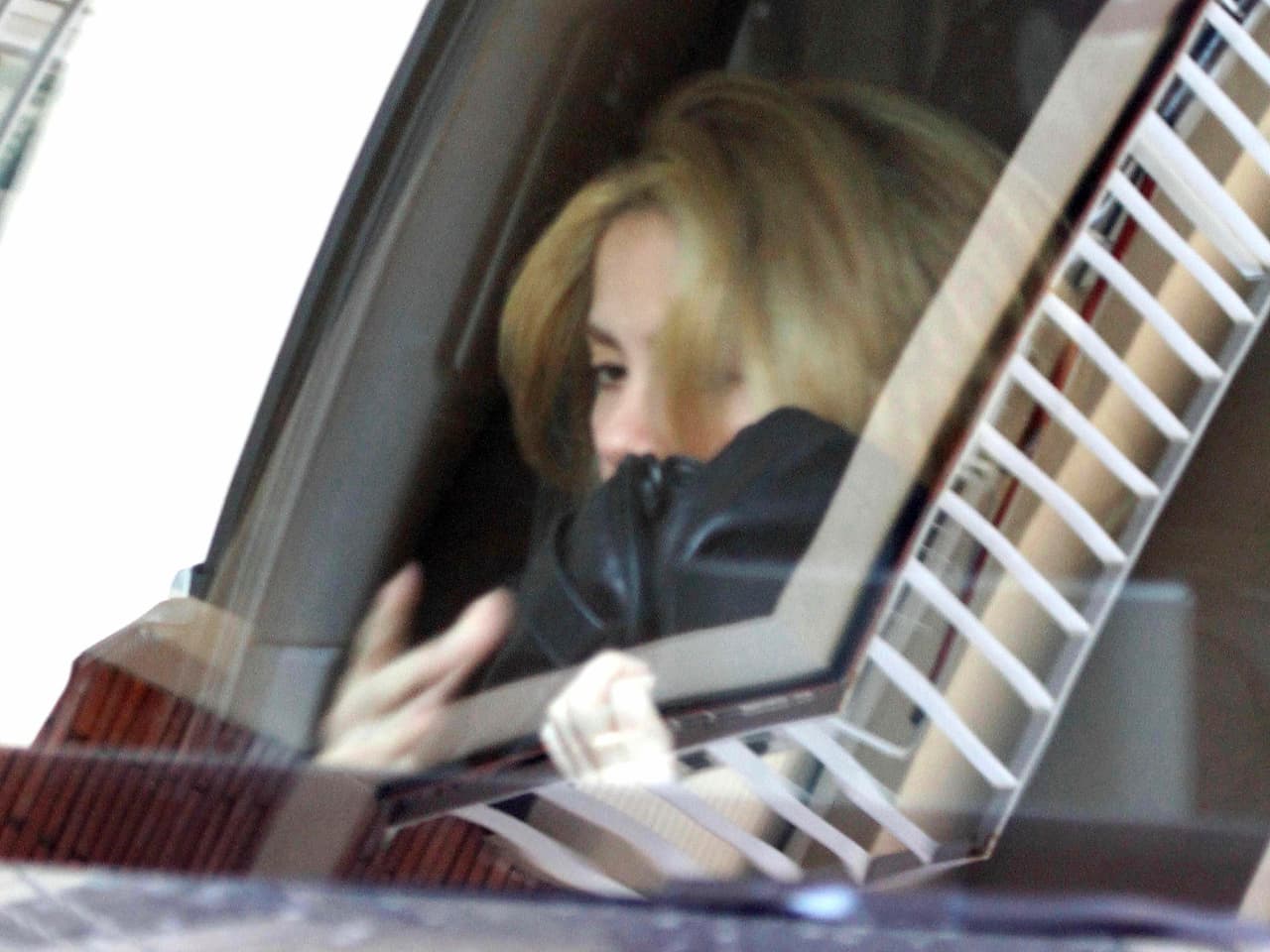 No hay nada que esconder Shakim tú eres bellísima.