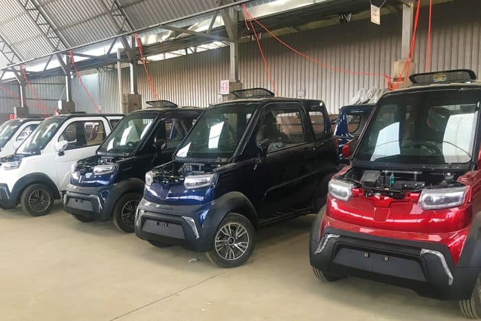 "Quantum es una alternativa económicamente insuperable y estos vehículos no emiten dióxido de carbono (CO
<sup style="position: relative; font-size: 12px; line-height: 0; vertical-align: baseline; top: -0.5em; color: rgb(0, 0, 0); font-family: Merriweather, "Open Sans", sans-serif; font-style: normal; font-variant-ligatures: normal; font-variant-caps: normal; font-weight: 400; letter-spacing: normal; orphans: 2; text-align: start; text-indent: 0px; text-transform: none; white-space: normal; widows: 2; word-spacing: 0px; -webkit-text-stroke-width: 0px; background-color: rgb(255, 255, 255); text-decoration-style: initial; text-decoration-color: initial;">2</sup>) ya que son 100% eléctricos, por lo cual se constituyen en el insumo de desarrollo sostenible que tanto necesita nuestro medio”, dijo el fabricante.