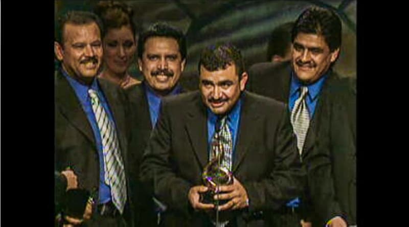 Los ganadores en esa categoría, Grupo Regional Mexicano del Año, fueron unos de los más populares en el género: Conjunto Primavera. Subieron por una segunda ocasión al escenario por el premio Canción del Año, en la misma categoría, por 'Necesito decirte'.