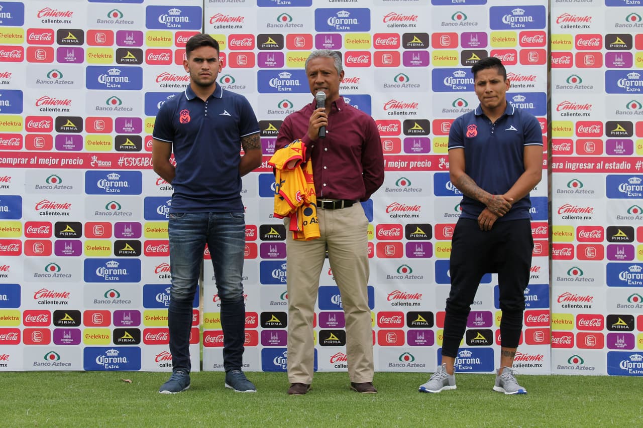 Raúl Ruidíaz y Sebastián Vegas fueron presentados en Morelia