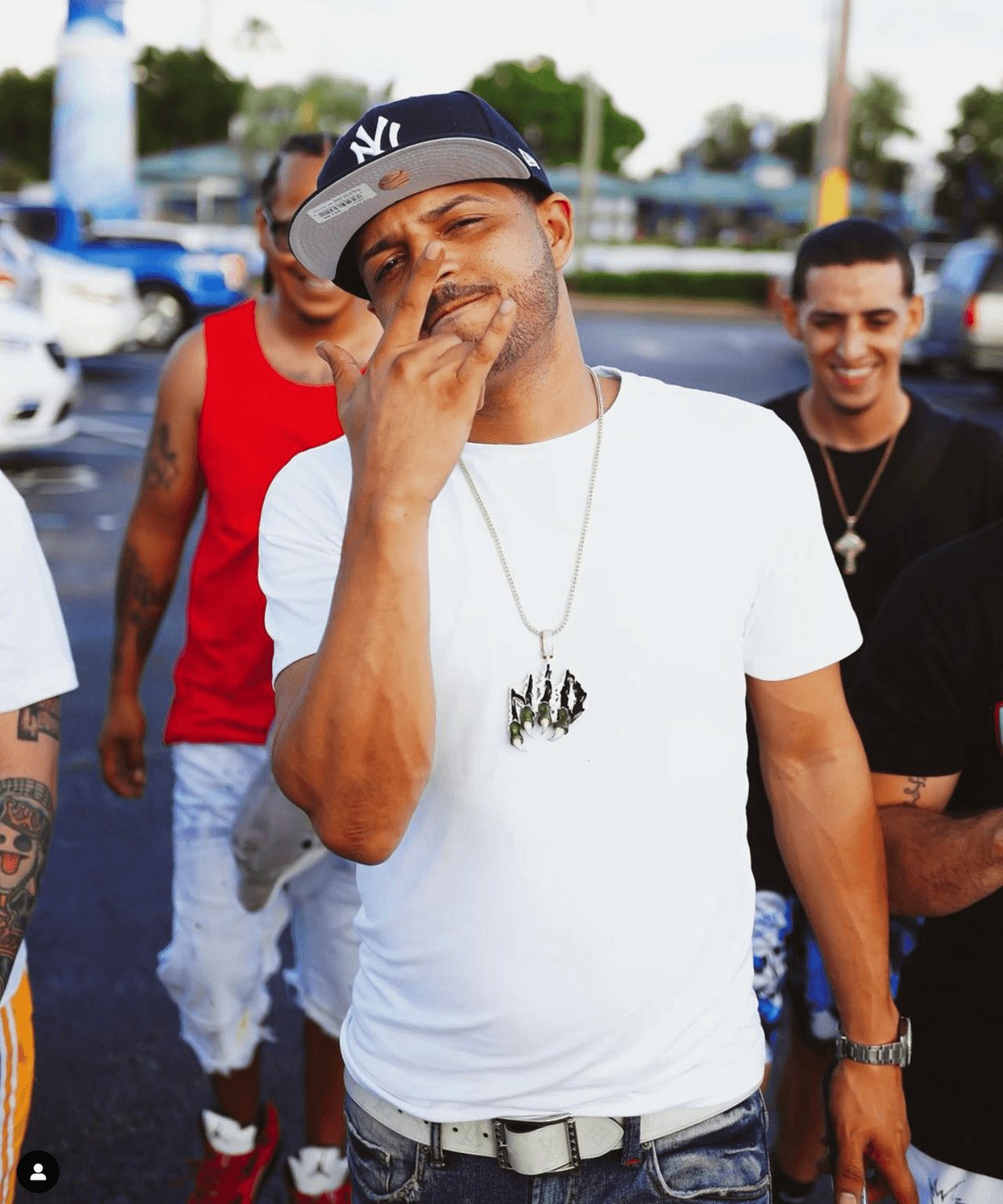 El productor musical José Ángel Hernández, mejor conocido en el mundo musical como ‘Flow la Movie’,
<b> </b>falleció el 15 de diciembre, cuando el avión en el que se transportaba con destino a Orlando,
<b> </b>Florida, sufrió un accidente. Hernández trabajó en proyectos musicales de Anuel AA, Bad Bunny, Ozuna, entre otros.