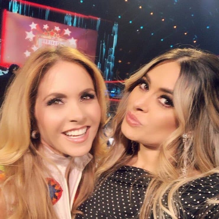 "Yo no es que algún día me despierte y diga ‘quiero tener o quiero algo que alguien más tiene’. Me siento tan completa en todo: con mis hijos, con el amor, con la vida, con mi trabajo público. Creo que nunca he sentido envidia y espero no sentirla jamás […]”, mencionó Lucero.