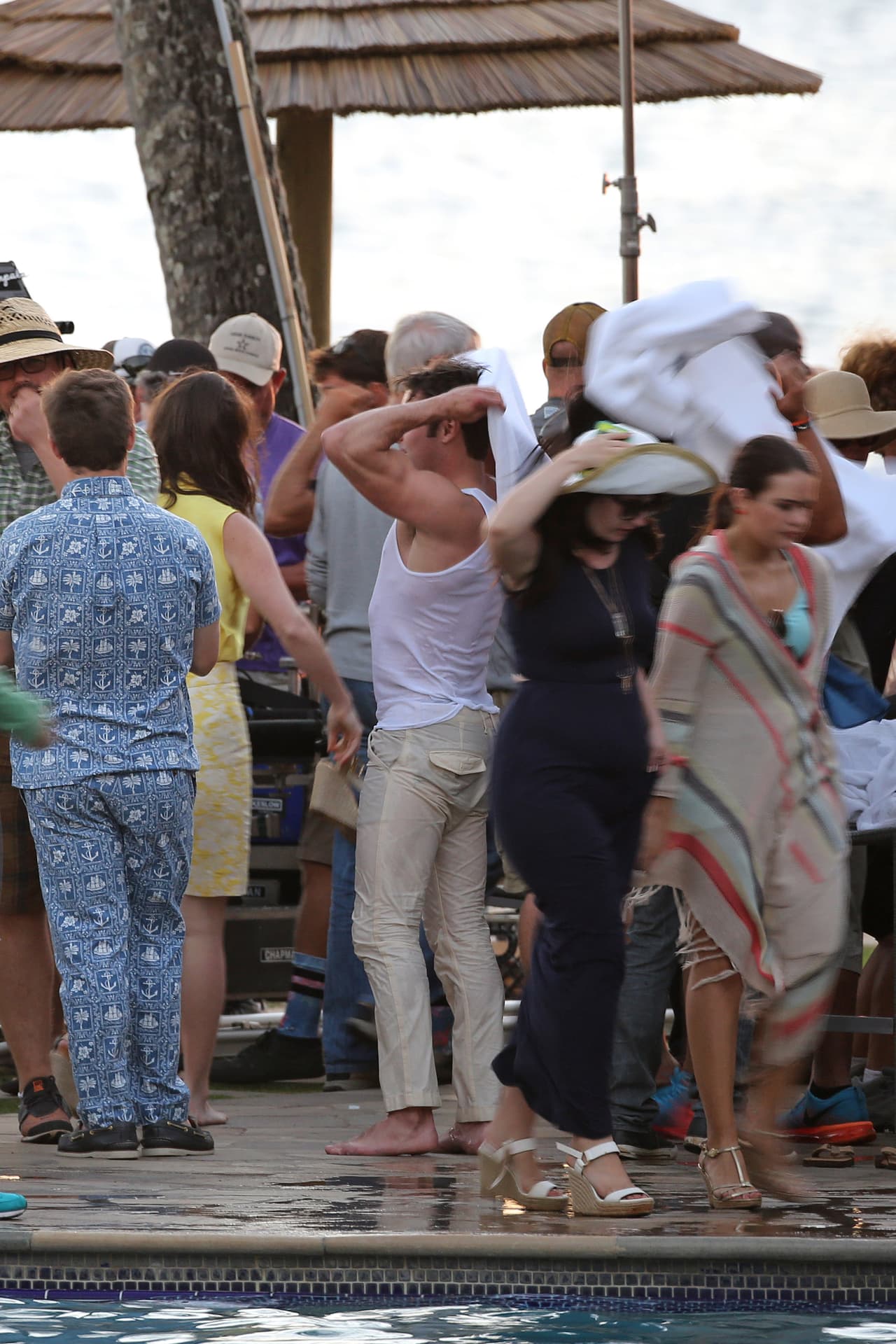 Y un asistente estaba lista con una toalla.