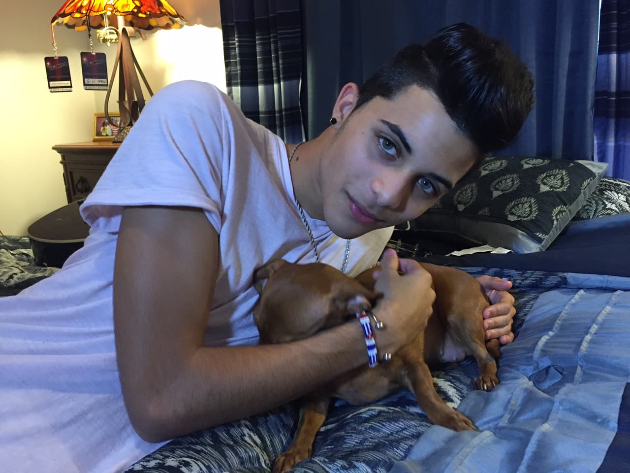 El cubano es un amante de los animales y no lo esconde. Sus dos grandes amores son Kiara y Nena. ¿Quién no se enamora de estas dos bellezas?