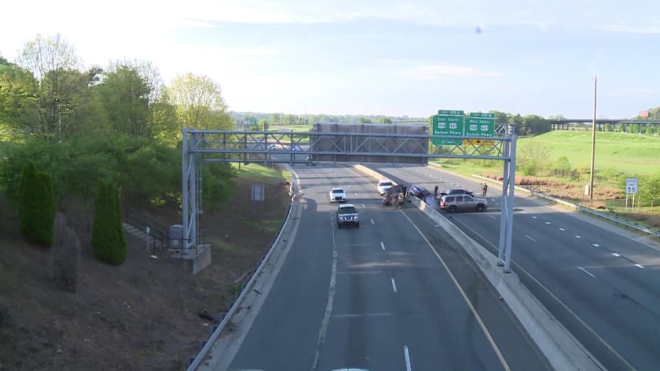Realizan vigilia por la cuatro hispanas que murieron en choque frontal de autos en Winston-Salem