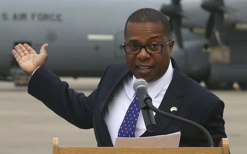 EEUU nominará a un diplomático afroestadounidense fuerte crítico de la brutalidad policial para ver los asuntos de Latinoamérica