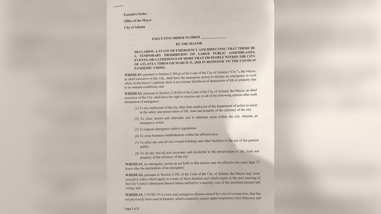 La alcaldesa de Atlanta emite orden ejecutiva de estado de emergencia y prohibición de concentraciones de personas.