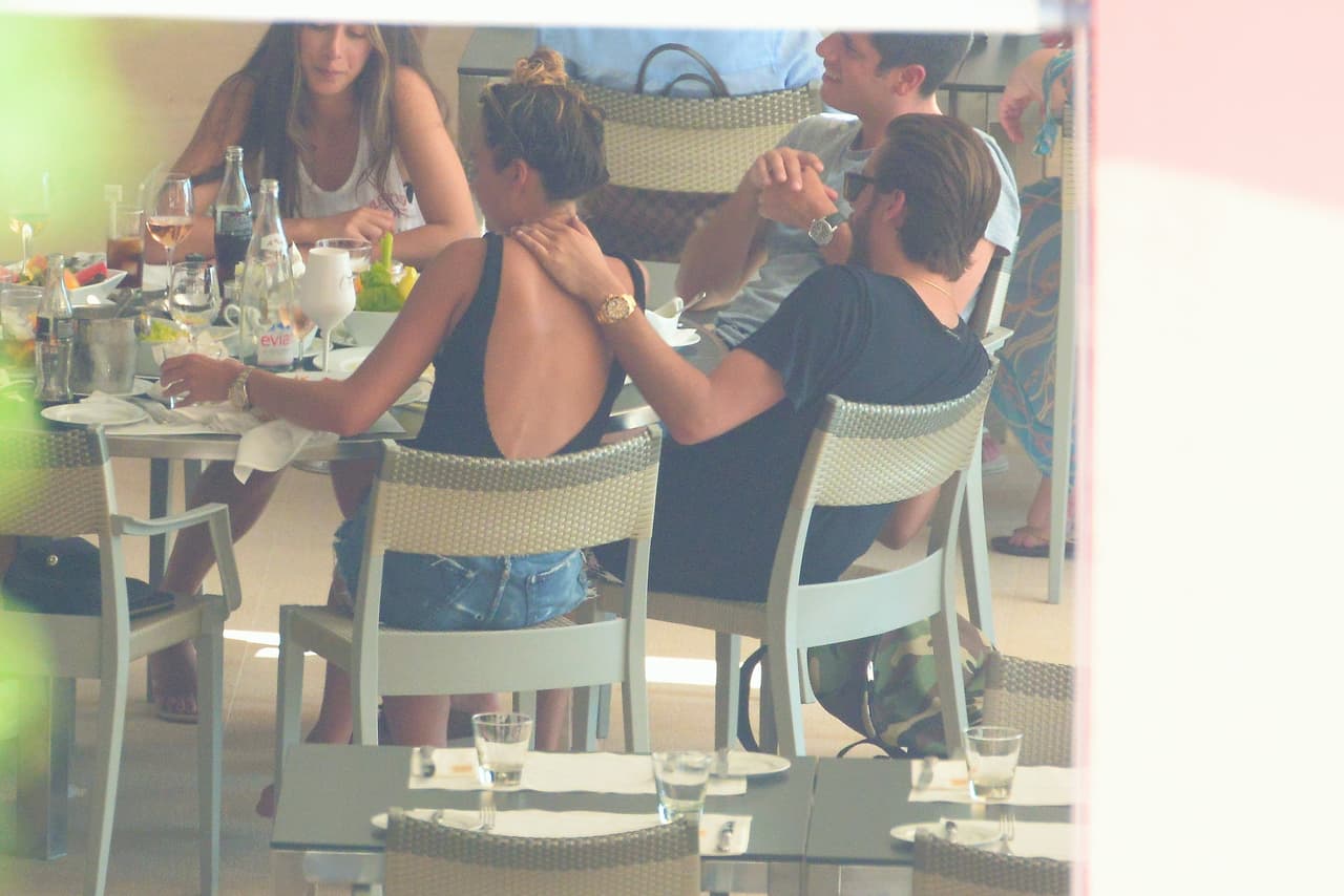 ¡Caricias por acá!