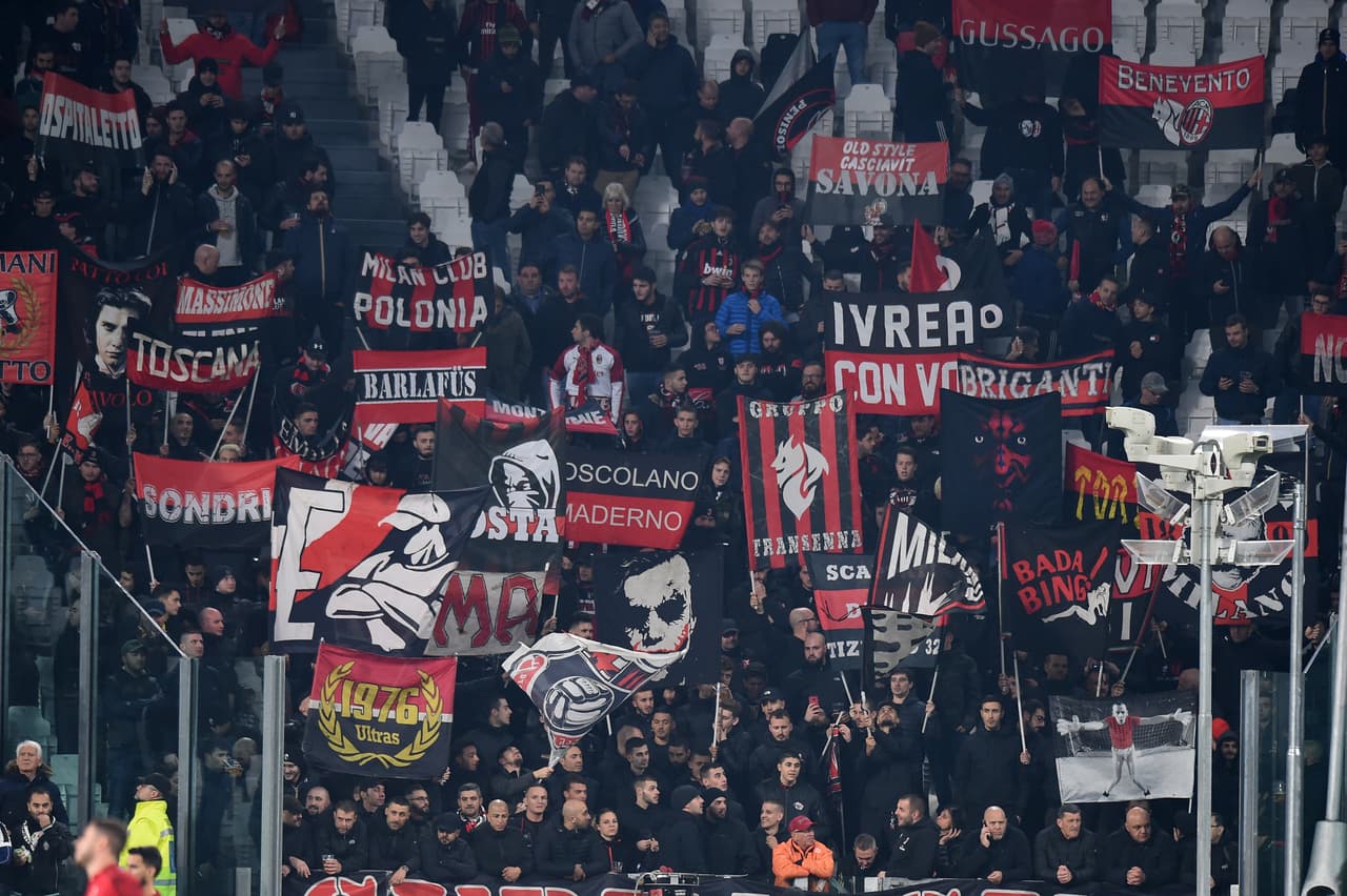 Paulo Dybala entra como cambio por Cristiano Ronaldo y le da la victoria la Juventus contra el Milán y sigue siendo líder de la tabla en la Serie A.