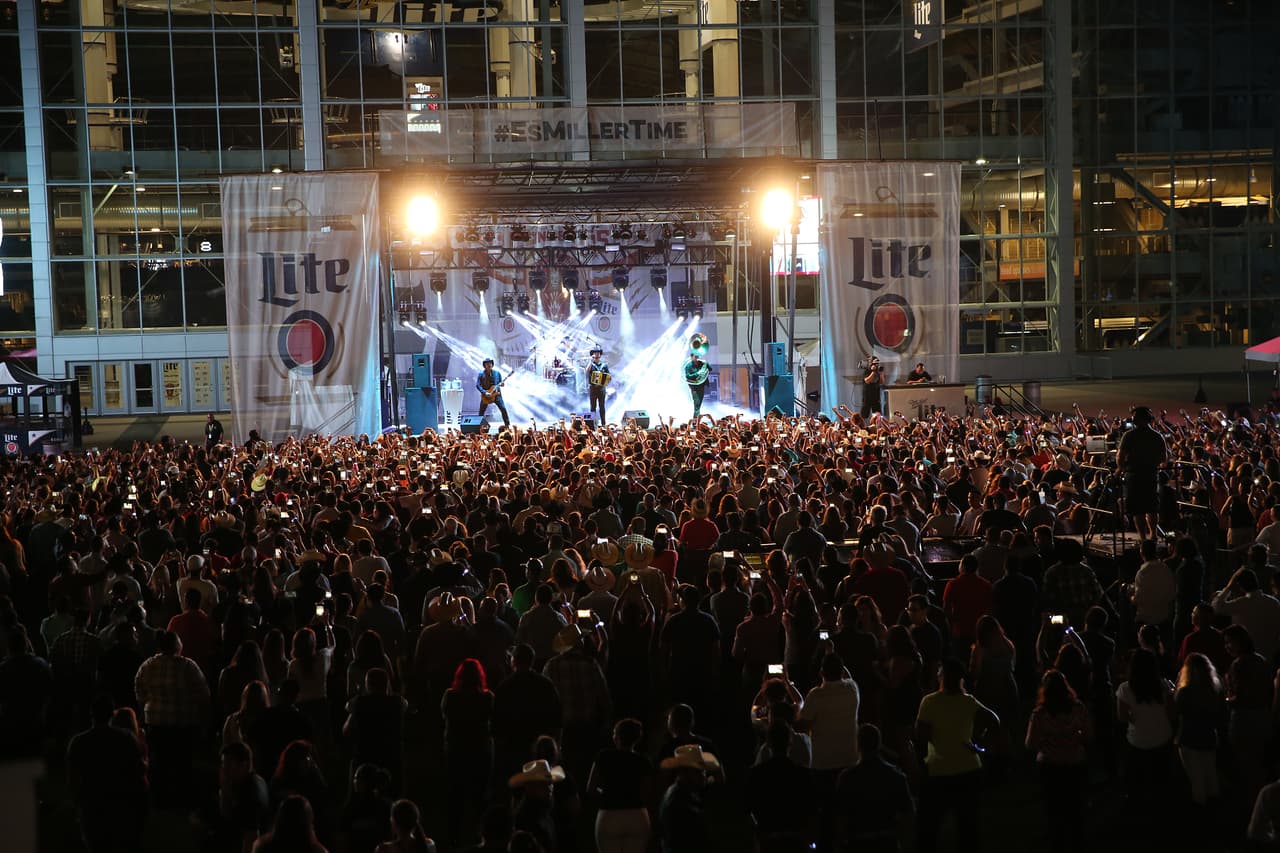 Cerraron con broche de oro serie de conciertos originales de 'Miller Lite'