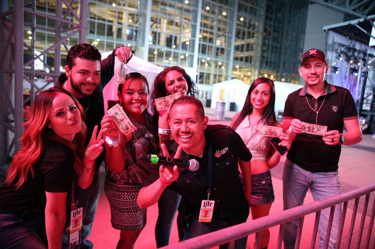 Cerraron con broche de oro serie de conciertos originales de 'Miller Lite'