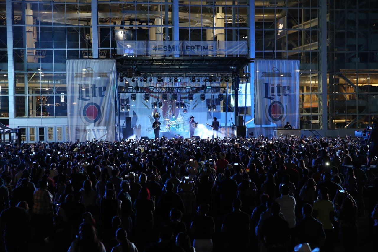 Cerraron con broche de oro serie de conciertos originales de 'Miller Lite'