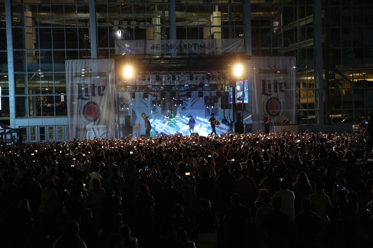 Cerraron con broche de oro serie de conciertos originales de 'Miller Lite'