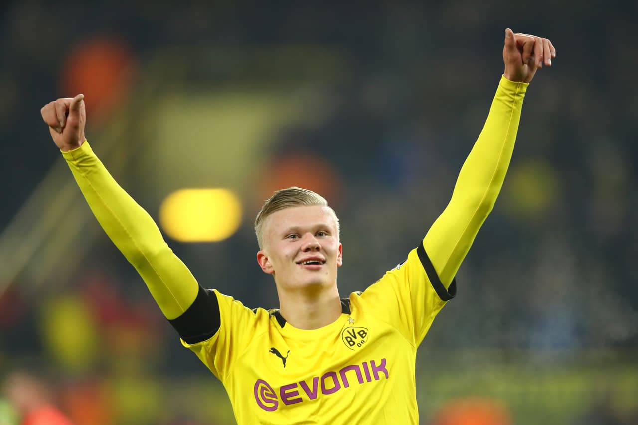 Erling Haaland. Pasó del RB Salzburgo al Borussia Dortmund por 22.1 millones de dólares.