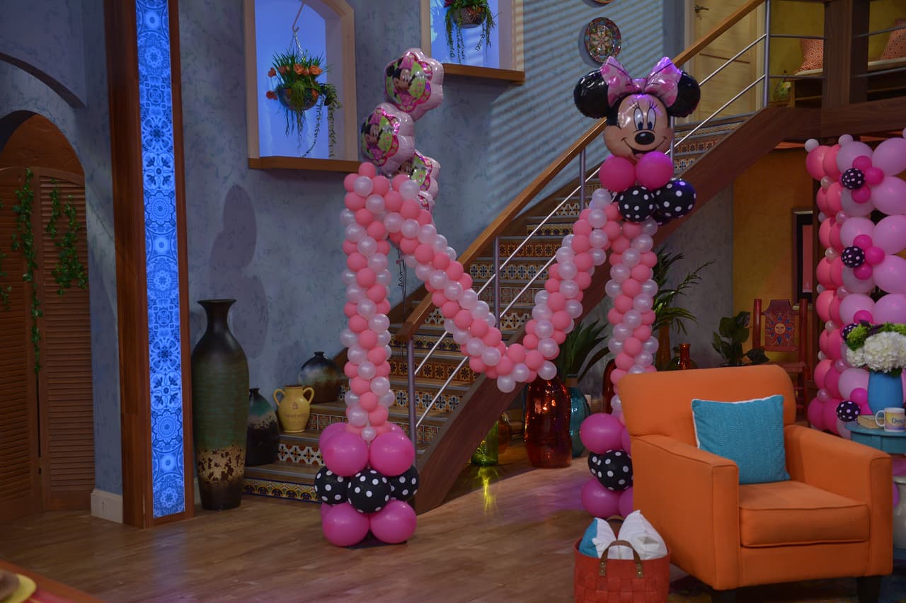 Una gran letra 'M' en honor a la festejada.