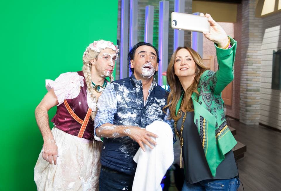 HOY, Adal Ramones y la supuesta Vane, nos hicieron reír mucho.