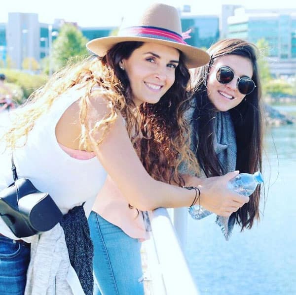 <a href="http://www.univision.com/programas/novelas/jorge-poza-llega-a-los-40-anos-siendo-un-divertido-papa-fotos">Romina es la hermana mayor de Sebastián</a>, pero ella se parece más a su madre Mayrín ¿no crees? ¿A cuál de estos famosos actores te gustaría decirle suegro?