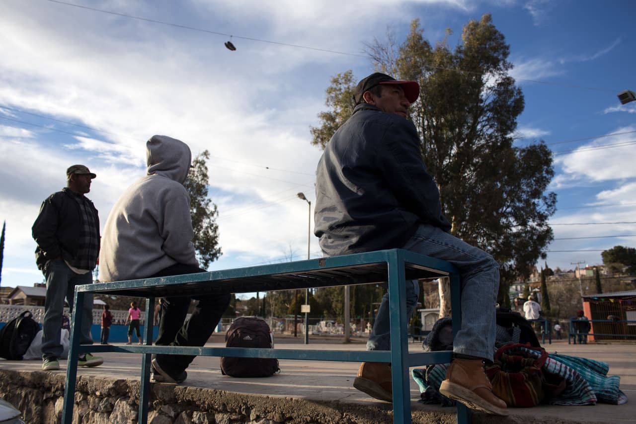 Muchos de los deportados de origen mexicano están siendo llevados a Nogales. Si la decisión de Estados Unidos se concreta una de las consecuencias sería la construcción de campos de deportados en algunas ciudades fronterizas. 16 de febrero de 2017.