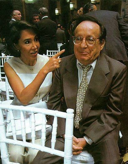 La actriz contó que sí quiso embarazarse: "Por supuesto que sí, y sé que a él también, pero él decía 'yo adoro a mis hijos, pero tener un hijo de mi gran amor, no quiero verme en el peligro, en el riesgo de 
<b>amarlo más que mis propios hijos</b>, porque sabría y no me perdonaría el sentimiento de culpa, no me dejaría vivir'". 
<br>