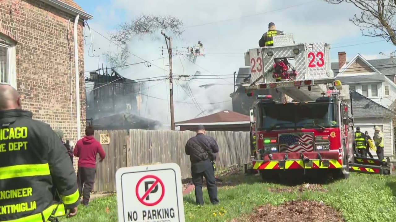 Las autoridades continúan investigando las causas que originaron el incendio.