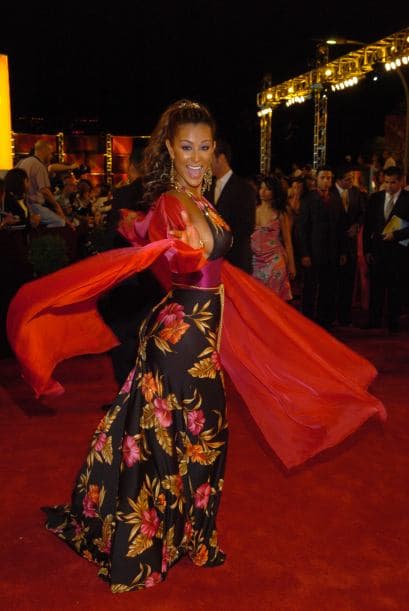 La despampanante Ninel atrajo miradas con este vestido. Unos lo amaron, otros lo odiaron, pero lo cierto es que nadie le quitó la mirada de encima a la silueta de Ninel.