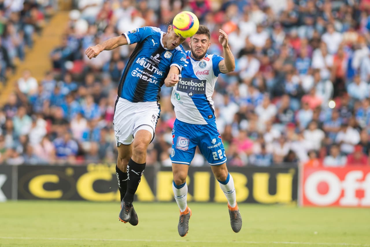 Lucas Cavallini igualó los cartones al minuto 22 con un remate de cabeza desde el centro del área.