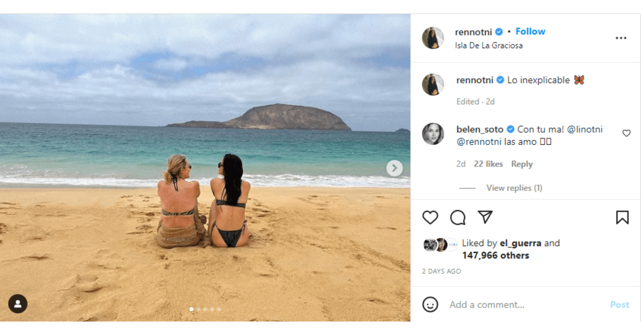 Renata Notni con su mamá