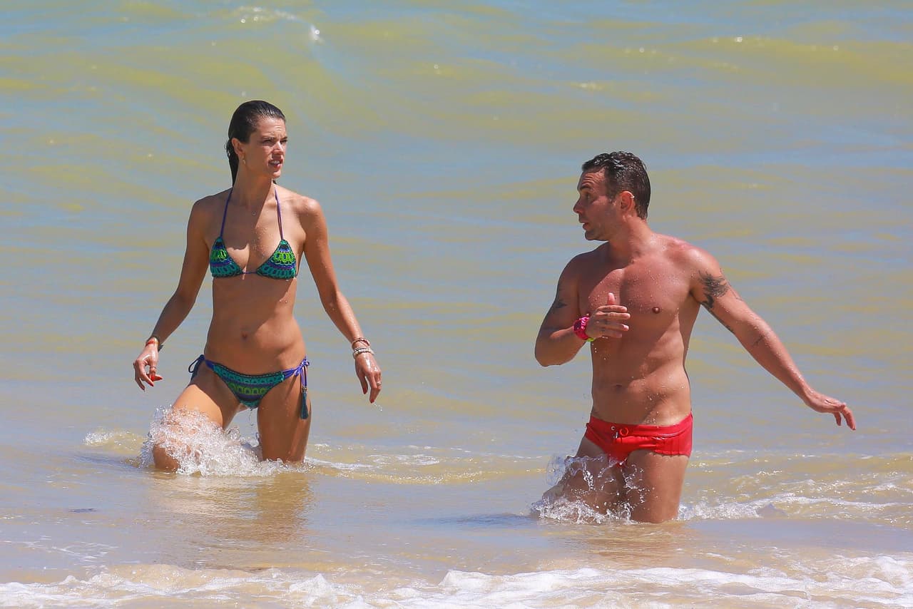 La pareja estuvo muy juntita todo el tiempo.