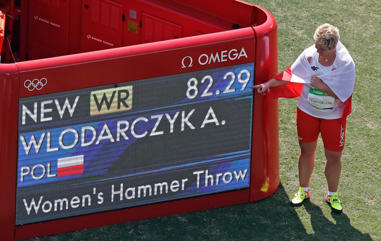 La polaca Anita Wlodarczyk estableció un nuevo récord mundial de martillo durante la final olímpica con un lanzamiento de 82,29 en el tercer turno.