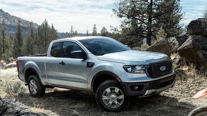 El paquete FX4 de la Ford Ranger 2019 ofrece también tecnología de Control de Trocha que funciona como un
<b>control de crucero todoterre</b>no en el que el auto se encarga de la aceleración y el frenado mientras que el conductor direcciona el vehículo.