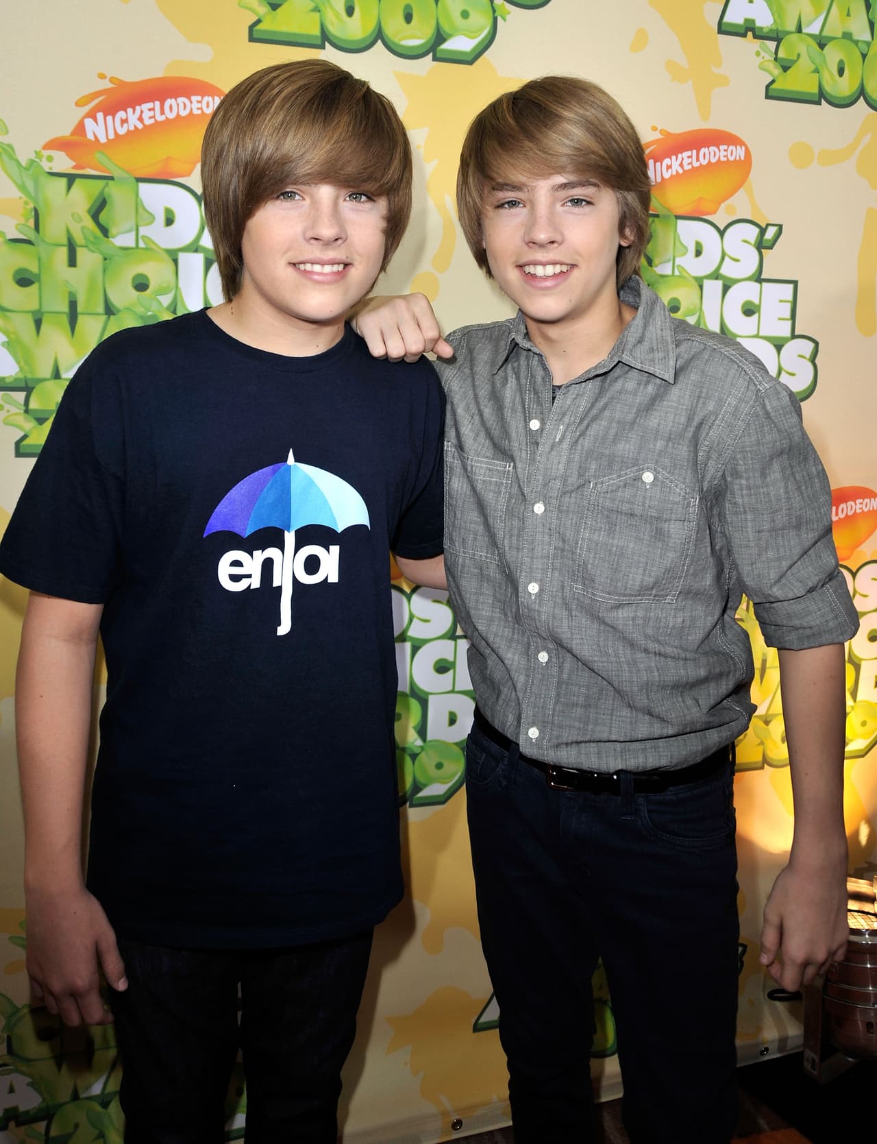No obstante, en 2011, tras estrenarse la película ‘Zack y Cody: la película’, los gemelos decidieron tomarse un descanso de las cámaras y estudiaron la universidad.